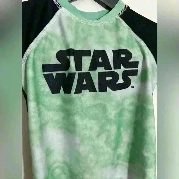 Star Wars Boy's Short Sleeve Rash Guard Swim Sun Shirt Green SPF 50 Size XS - Picture 3 of 4